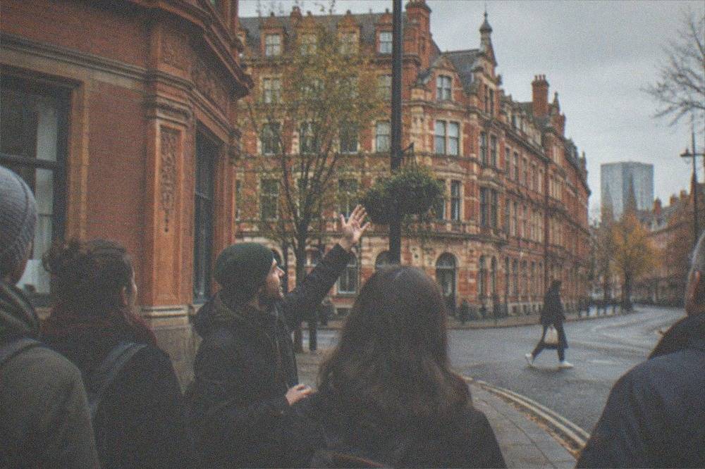 Is There A Free Walking Tour That Covers Birmingham's History